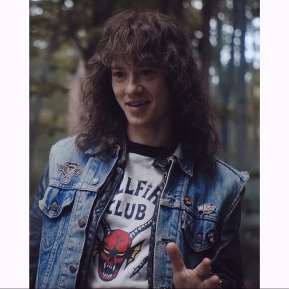 NWT Stranger Things The Hellfire Club Raglan Graphic Baseball Tee Tshirt - Picture 7 of 7